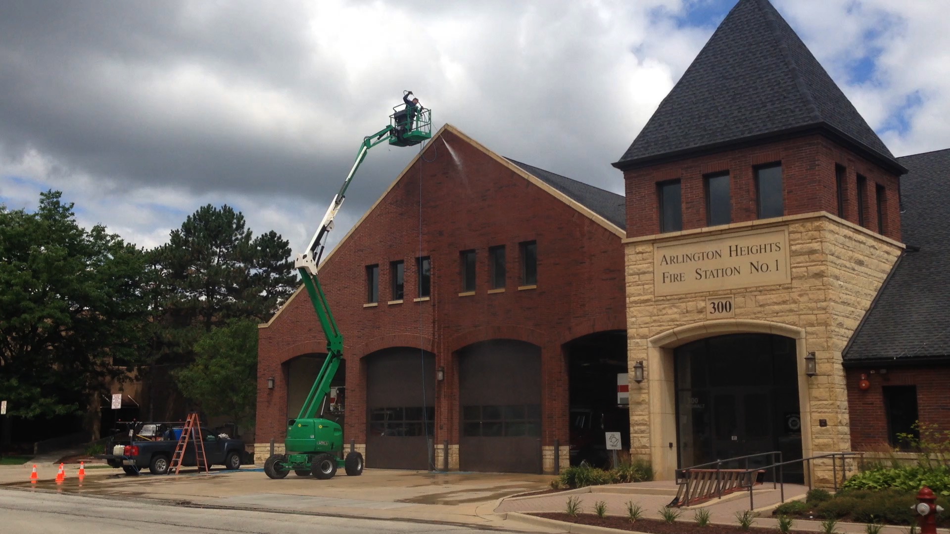 Building Pressure Washing