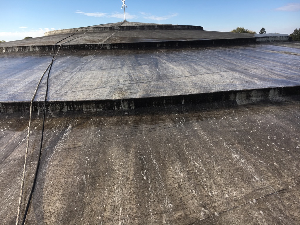 Commercial Roof Cleaning Chicago Before