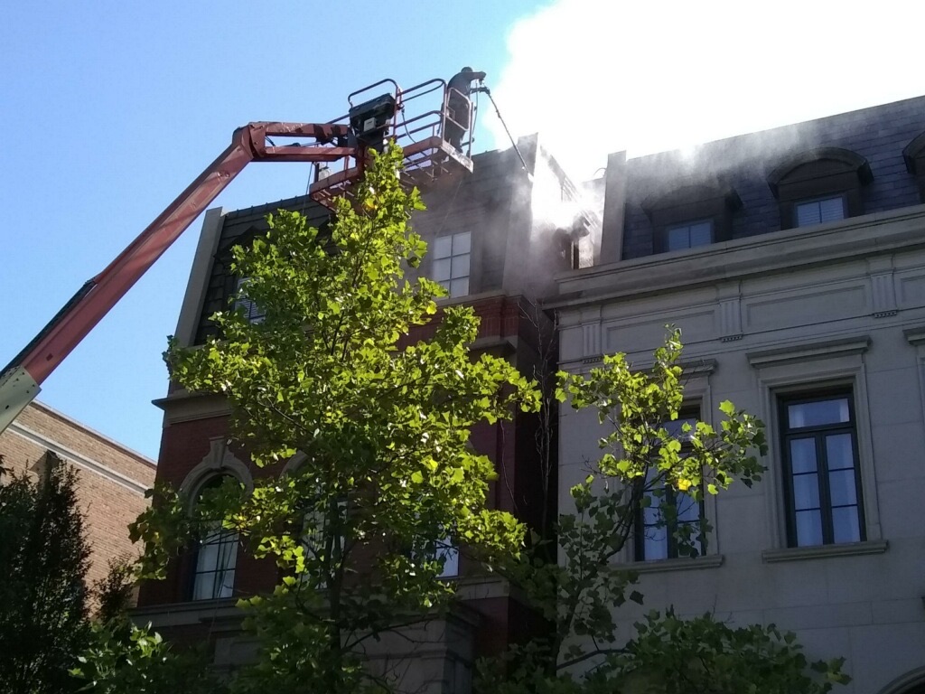 Residential Building Power Washing Chicago