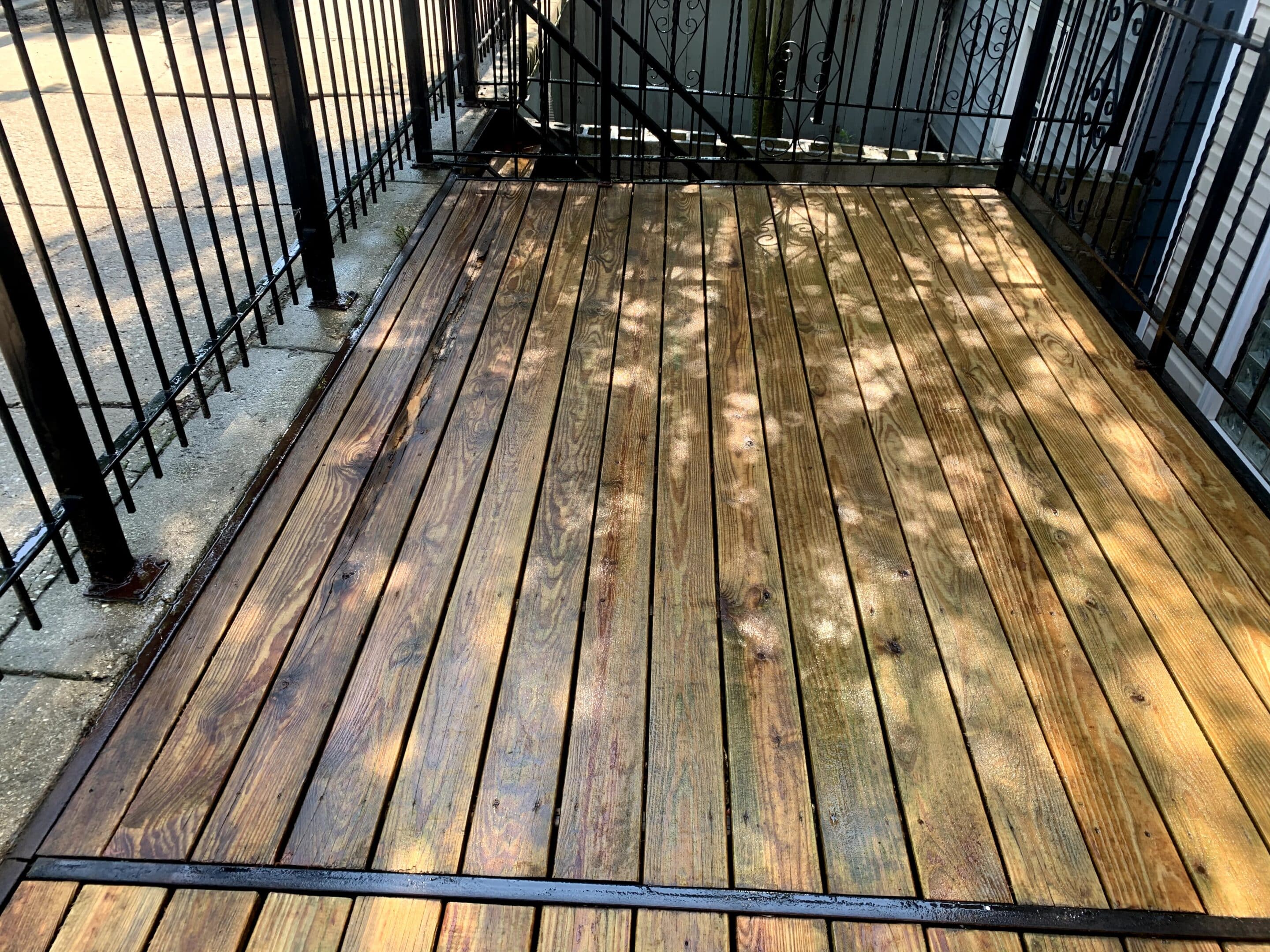 Deck Cleaning Chicago