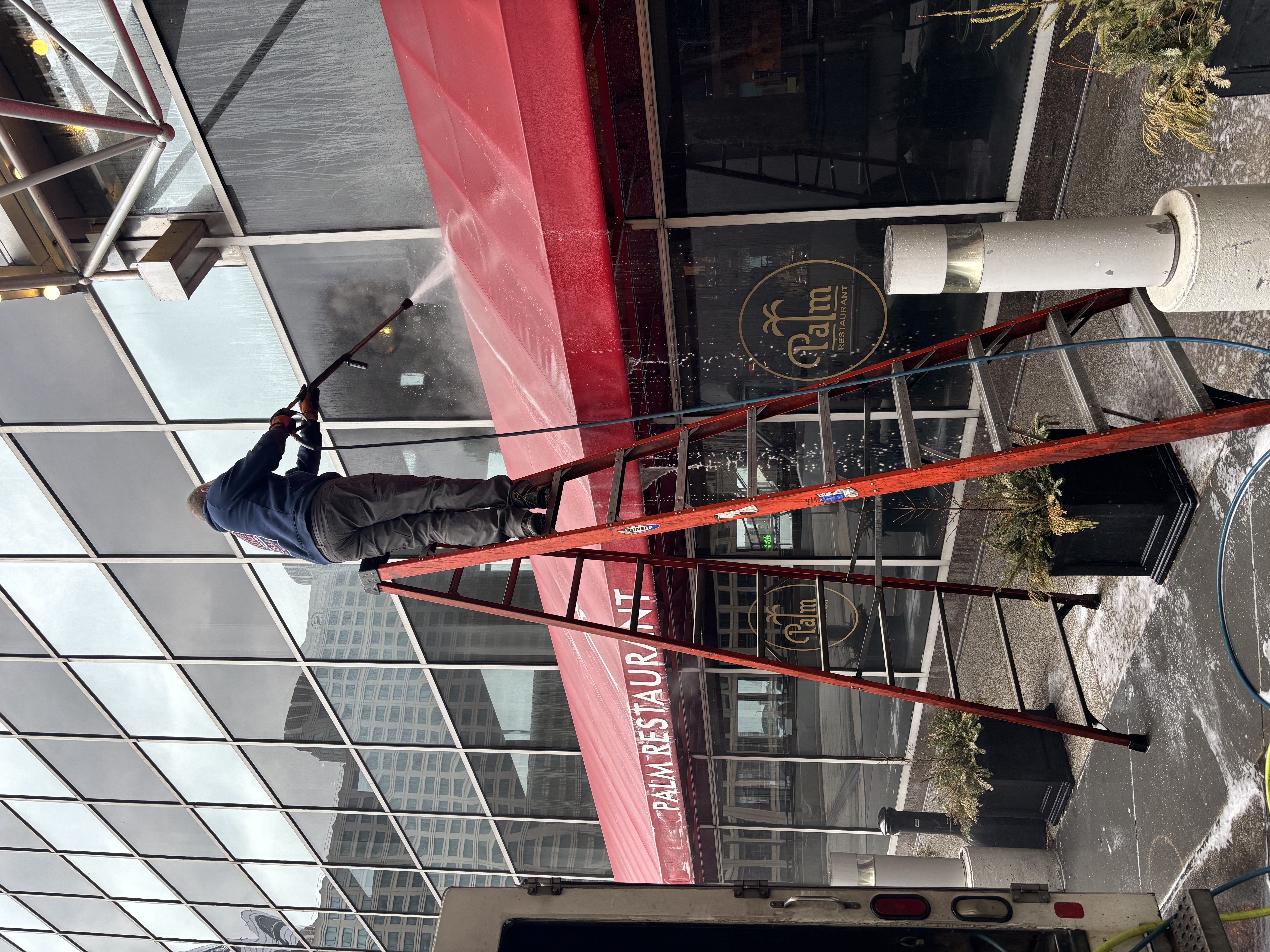 Awning Cleaning River North Chicago