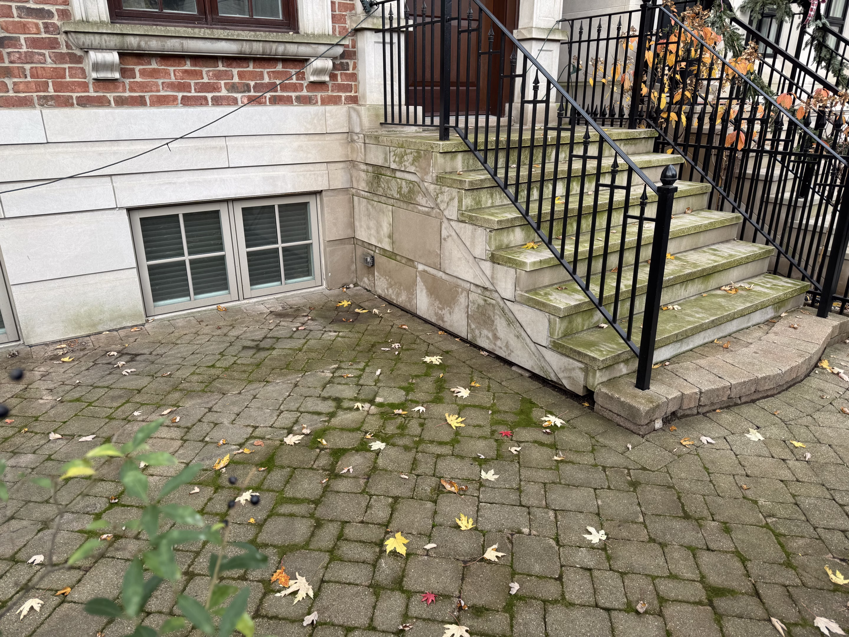 Patio Cleaning Lakeview Chicago